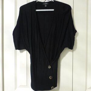 LE CHATEAU black deep v-neck short sleeve sweater top